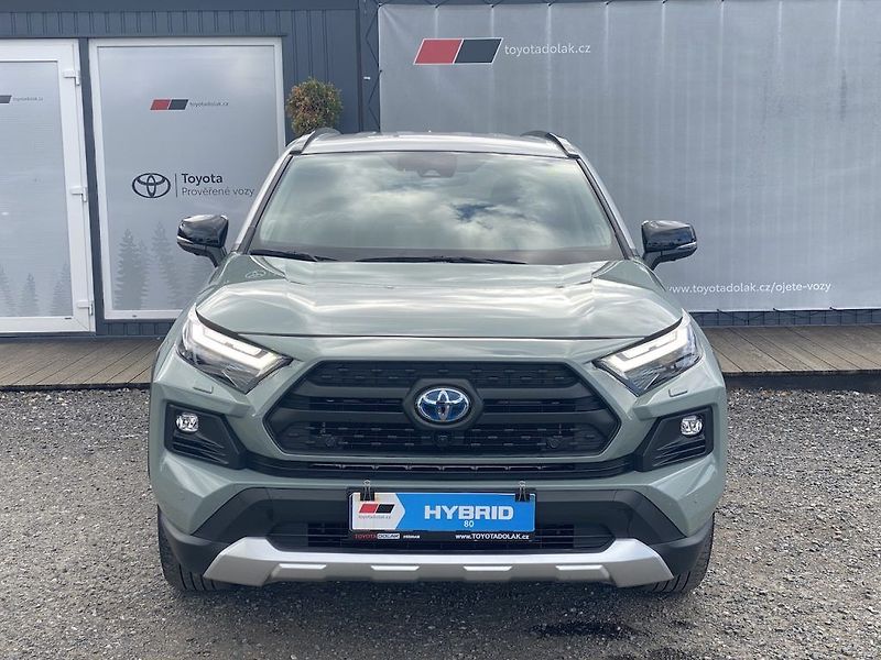 Toyota RAV4 2.5HEV, ČR, Adventure, 4x4 - fotka 3 z 16