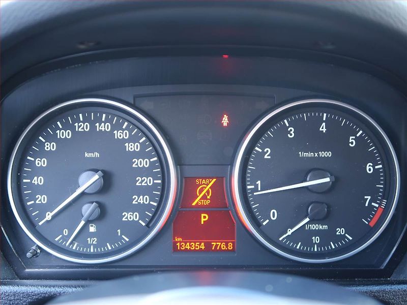 BMW X1 (2013) xDrive28i, 4X4, Automat - fotka 11 z 20