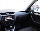 Škoda Octavia (2018) 1.6 TDI, Navi, Tempomat - náhled 8