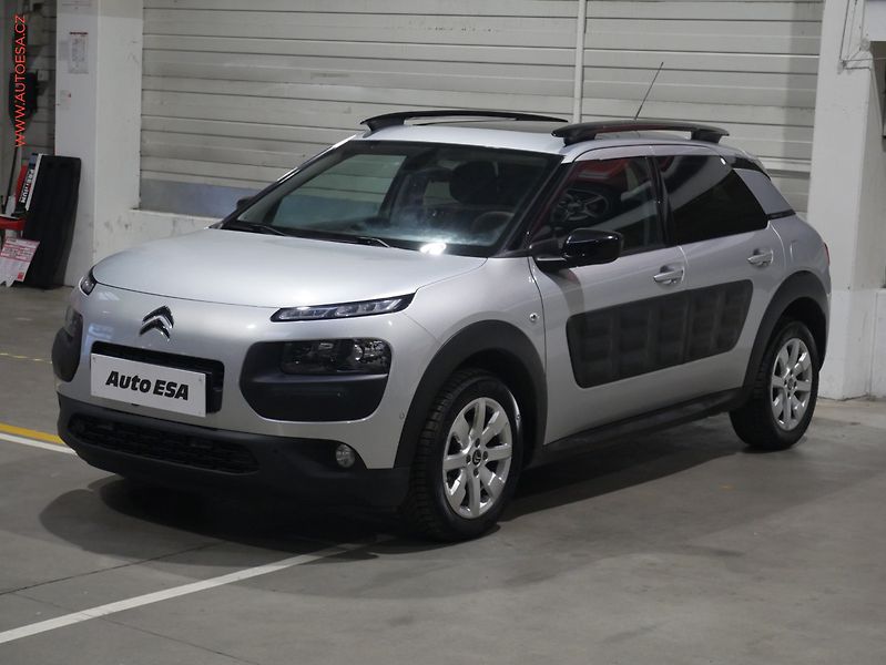 Citroën C4 Cactus (2016) 1.2PT, ČR, Panorama - fotka 3 z 17