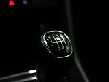Škoda Karoq 1,5 TSI ČR 1. MAJ NAVI 2x ALU - náhled 31