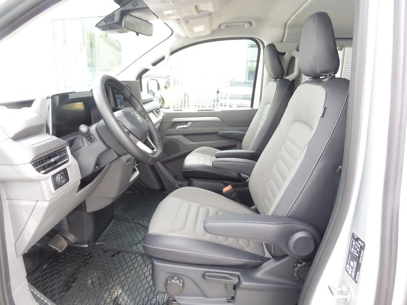 Volkswagen Caravelle (2026) Style DR 2,0 TDI 125kW 8AUT 4M - fotka 7 z 30