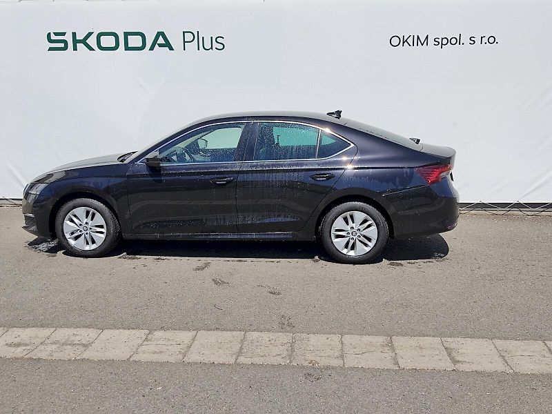 Škoda Octavia (2025) Top Selection 1,5 Tsi 110 Kw D - fotka 3 z 36