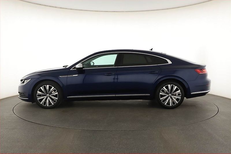 Volkswagen Arteon (2018) 2.0 TDI - fotka 3 z 21