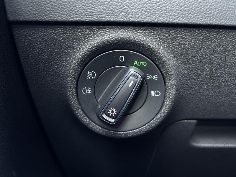 Škoda Karoq 2,0 TDi 110kW Style ADAPTIV - fotka 34 z 45