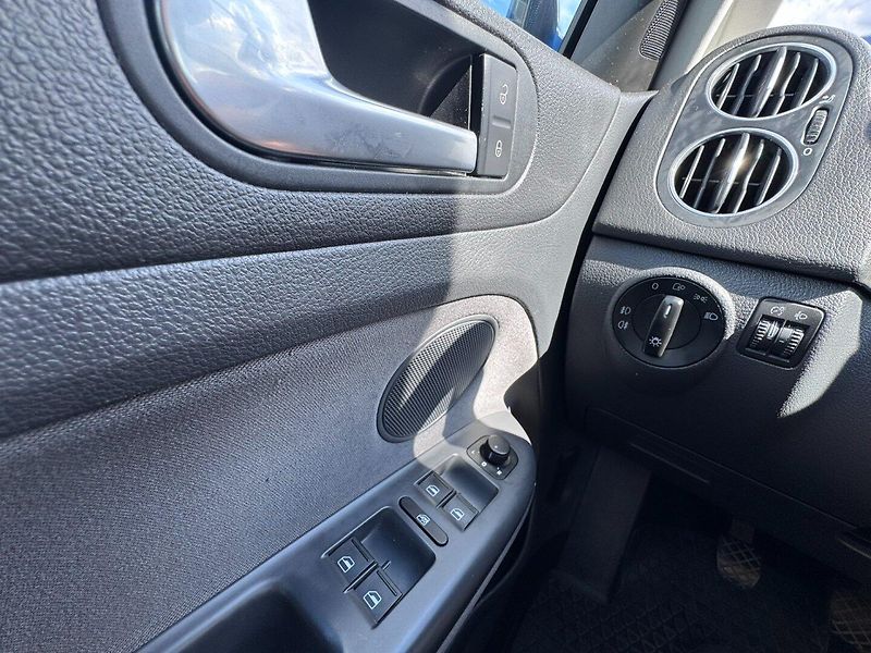 Volkswagen Golf Plus (2007) 1,9 TDI 77 KW TAŽNÉ ROZVODY - fotka 28 z 49