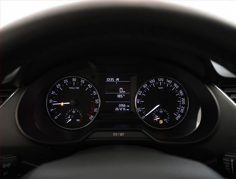 Škoda Octavia (2017) Ambition Plus 1.6 TDI - fotka 11 z 17