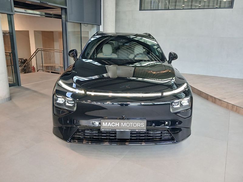 Xpeng G9 (2026) AWD Performance - fotka 4 z 13