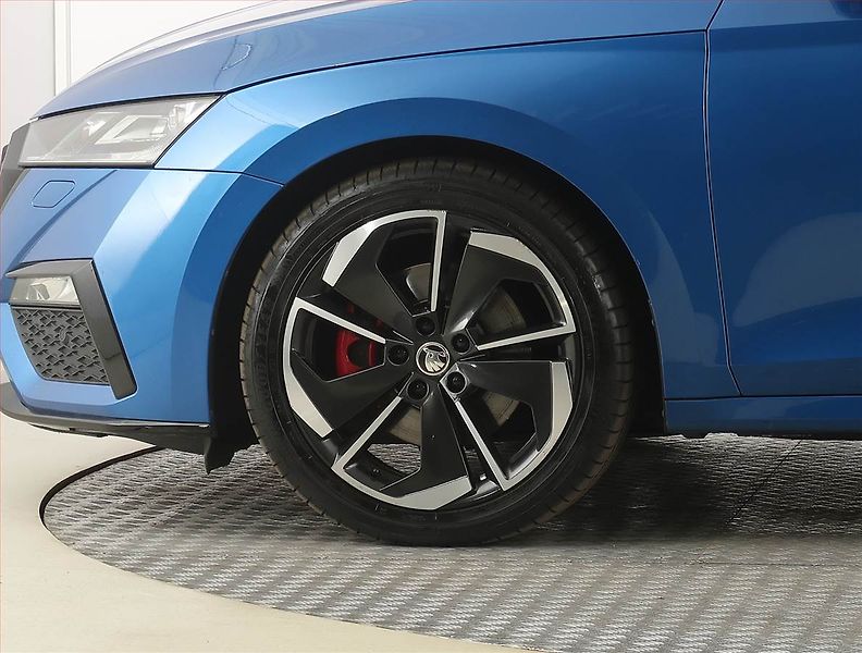Škoda Octavia (2022) RS 2.0 TDI, digi klima - fotka 15 z 29