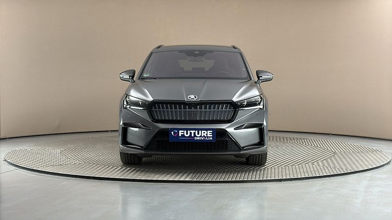 Škoda Enyaq 62 kWh AUT 60 Sportline - fotka 3 z 33