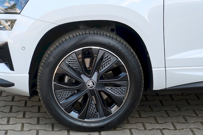 Škoda Karoq (2025) SportLine 2,0 TDi/110 kW 4X4DS - fotka 32 z 32