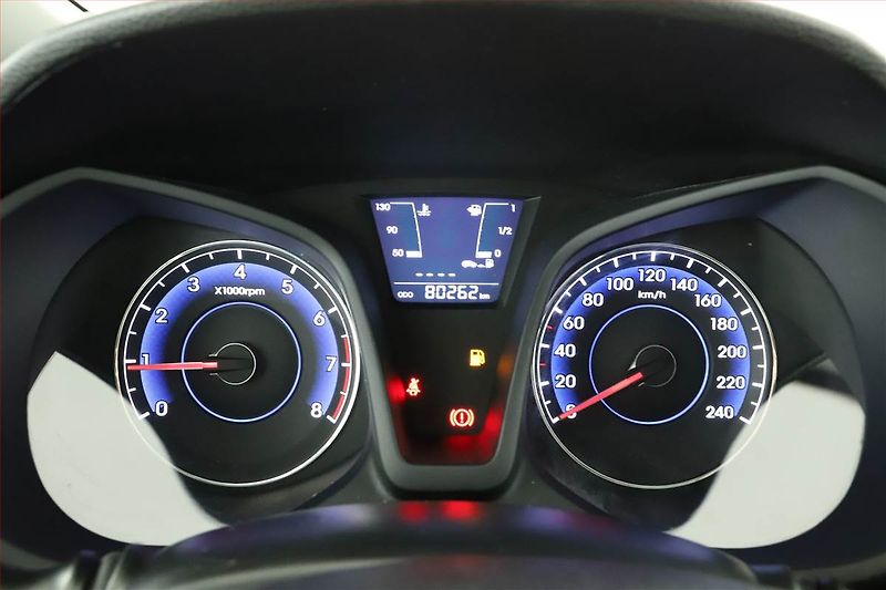 Hyundai ix20 (2019) 1.6 CVVT - fotka 8 z 13