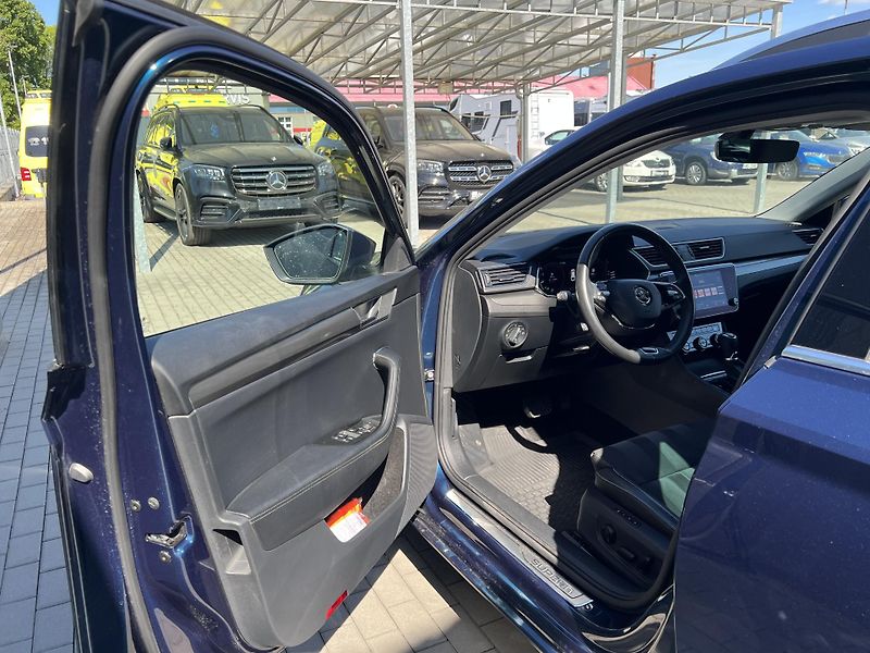 Škoda Superb 2.0TDi*110kw*DSG*Style - fotka 9 z 39