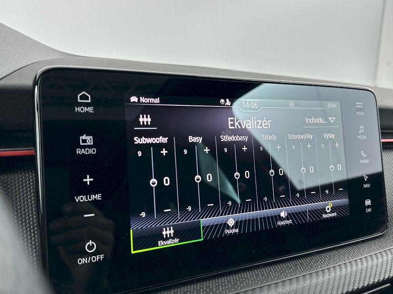 Škoda Scala (2025) DSG 1.5TSI 110kW Monte Carlo - fotka 16 z 34
