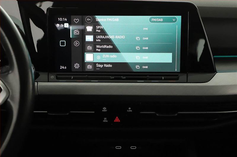 Volkswagen Golf (2023) Life 2.0 TDI, Automat - fotka 10 z 20