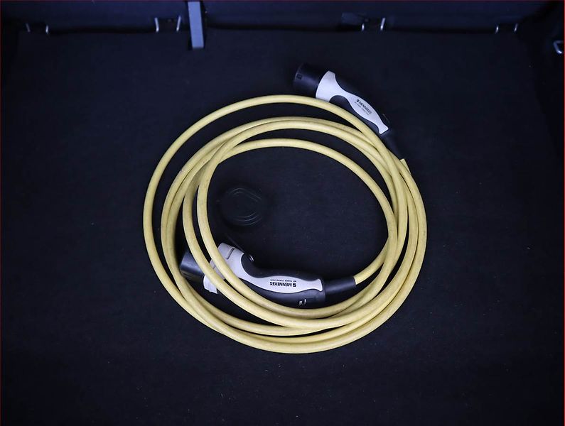 Volkswagen ID.3 (2020) Life 1st (62 kWh), SoH 90% - fotka 22 z 22