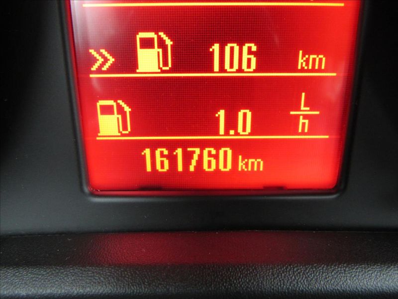 Opel Astra 1,4 Turbo 103kW - fotka 14 z 31