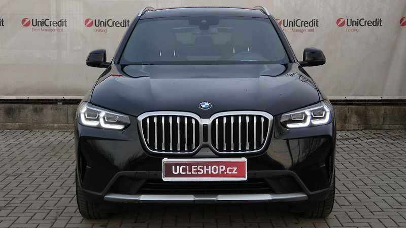 BMW X3 20d xDrive - fotka 2 z 23