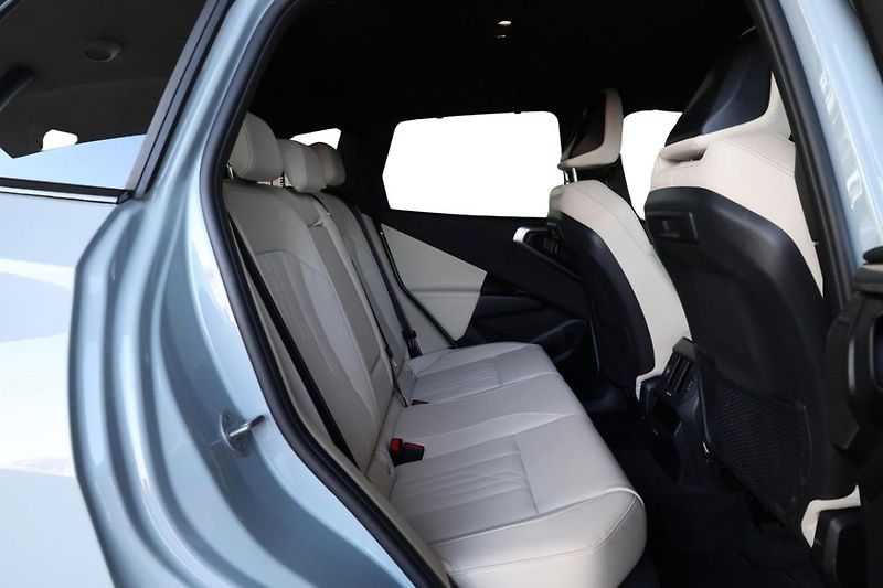 BMW X3 30e xDrive - fotka 9 z 31