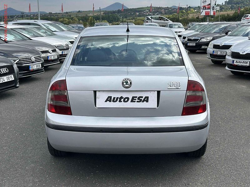 Škoda Superb (2008) 1.9 TDi, STK1/28 - fotka 5 z 17