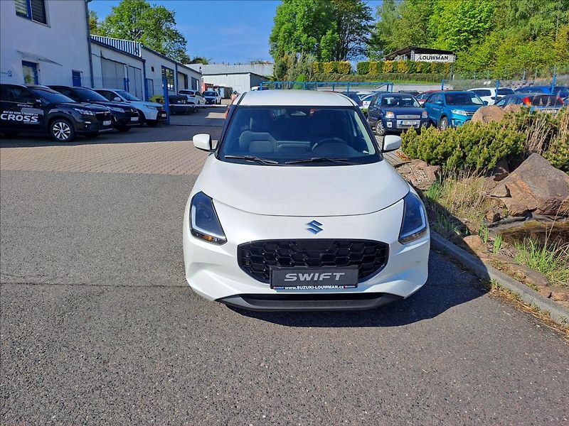 Suzuki Swift (2026) 1,2 PREMIUM HYBRID - fotka 2 z 19