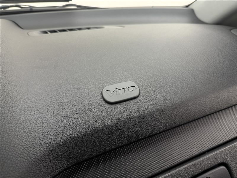 Mercedes-Benz Vito 2,1 CDI AC TAŽNÉ VELKÝ SERVIS - fotka 16 z 30
