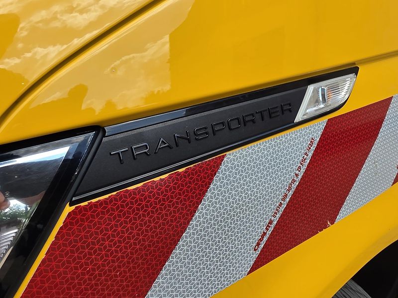 Volkswagen Transporter T6 2.0TDi 81kW*6MÍST*AC*1.MAJ* - fotka 45 z 45