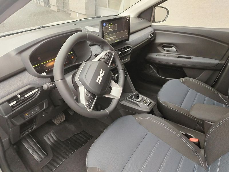 Dacia Jogger (2026) Journey ECO-G 120 automat 5.mí - fotka 7 z 11