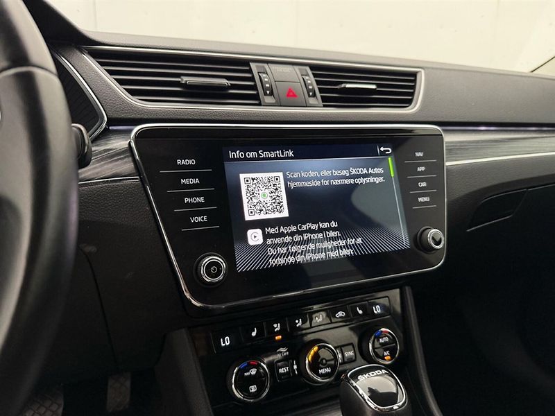 Škoda Superb 1.5TSI DSG Style ACC Carplay - fotka 18 z 21
