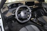 Peugeot 2008 (2025) ALLURE PureTech 100 S&S MAN6 - náhled 7