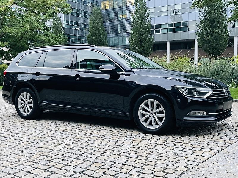 Volkswagen Passat 2.0TDI AUTOMAT VÝHŘEV SENZORY - fotka 11 z 48