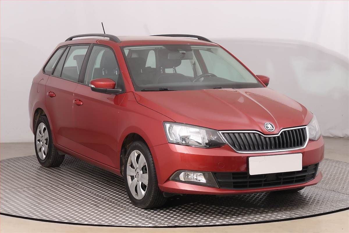Škoda Fabia 1.2 TSI, ČR,1.maj, Serv.kniha