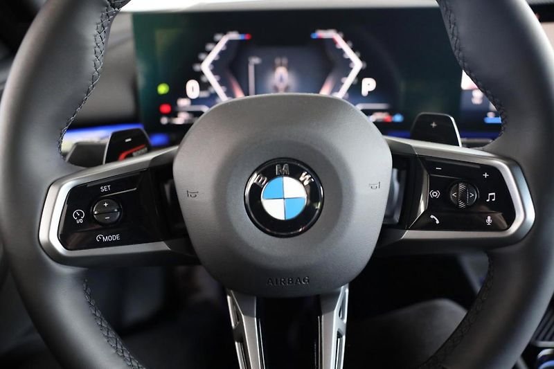 BMW Řada 5 540d xDrive Sedan - fotka 25 z 26