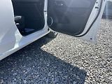 Toyota Yaris 1.5i 16v HYBRID 142TKM TOP 1A! - náhled 127