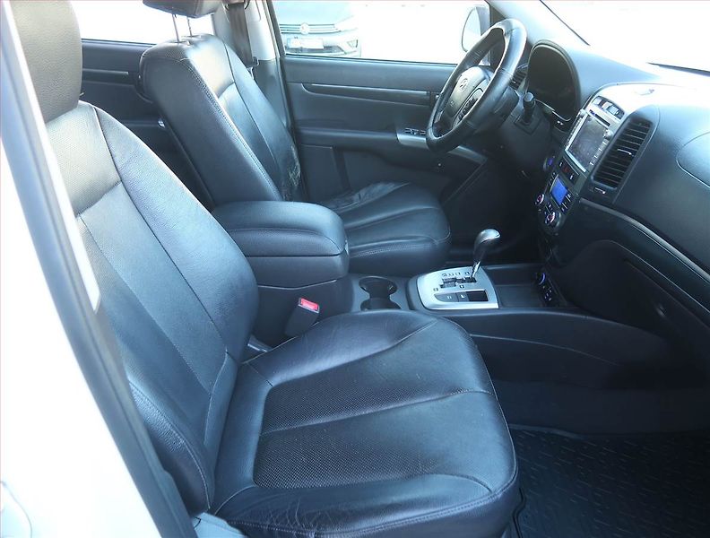 Hyundai Santa Fe (2012) 2.2 CRDi, 4X4, Automat - fotka 9 z 21