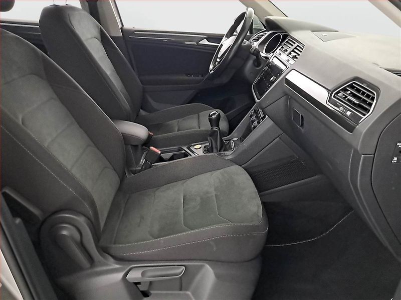 Volkswagen Tiguan (2019) 1.5 TSI, ČR,1.maj, Serv.kniha - fotka 9 z 16