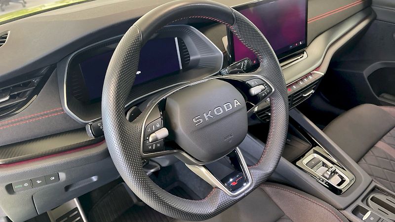 Škoda Octavia (2025) kombi RS 2.0 TSI 195kW DSG - fotka 19 z 32