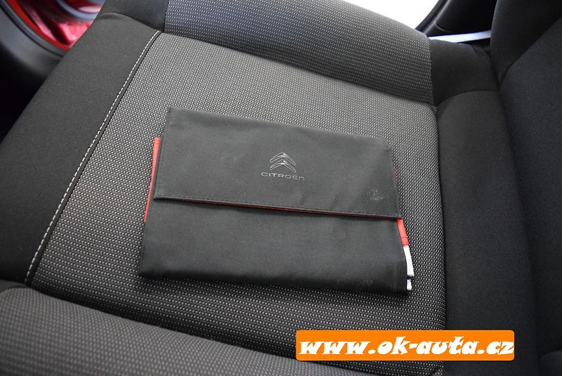 Citroën C3 Aircross 1.2 PT LED FEEL PACK 81 kW-DPH - fotka 47 z 51
