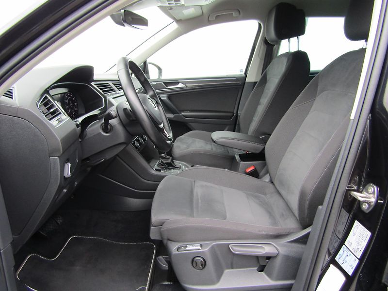 Volkswagen Tiguan (2018) Highline 2.0 BiTDI DSG 4MOTION - fotka 18 z 30