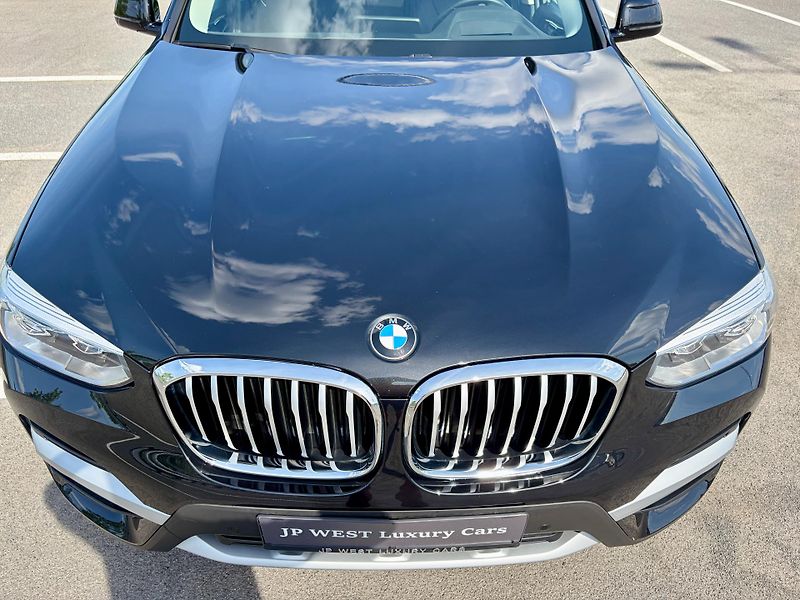 BMW X3 (2021) 20d PANO HeadUp Tažné 59.000km - fotka 64 z 66