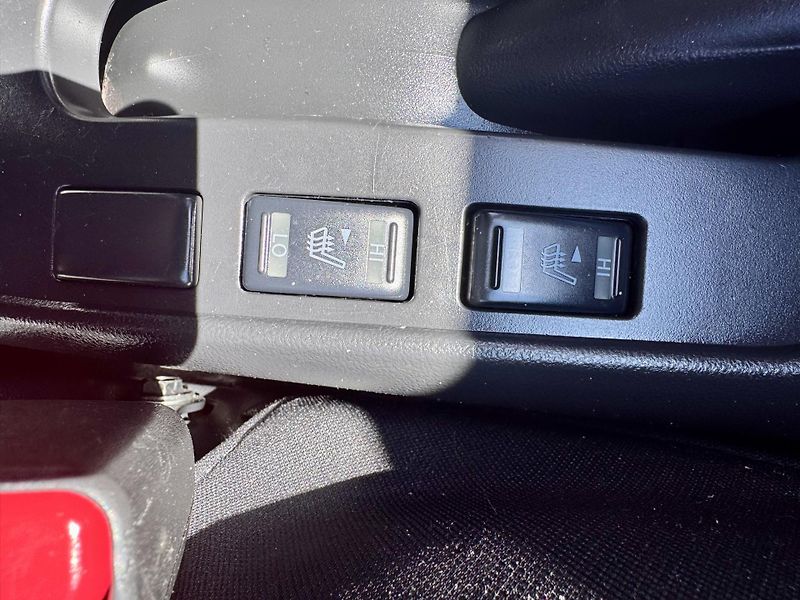 Nissan Micra 1.2 N-Tec AUTOMAT 5 dveří!!! - fotka 19 z 24