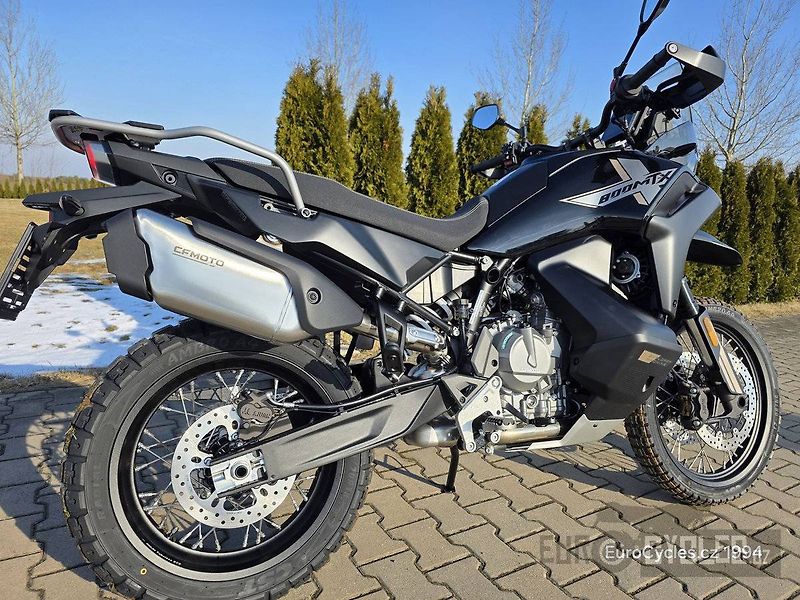 CFMOTO 800 MT (2026) X Akce - fotka 10 z 14