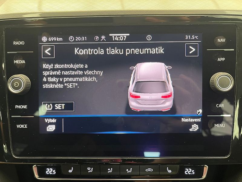Volkswagen Passat 2.0 TDi LED SVĚTLA, rezervace - fotka 59 z 96