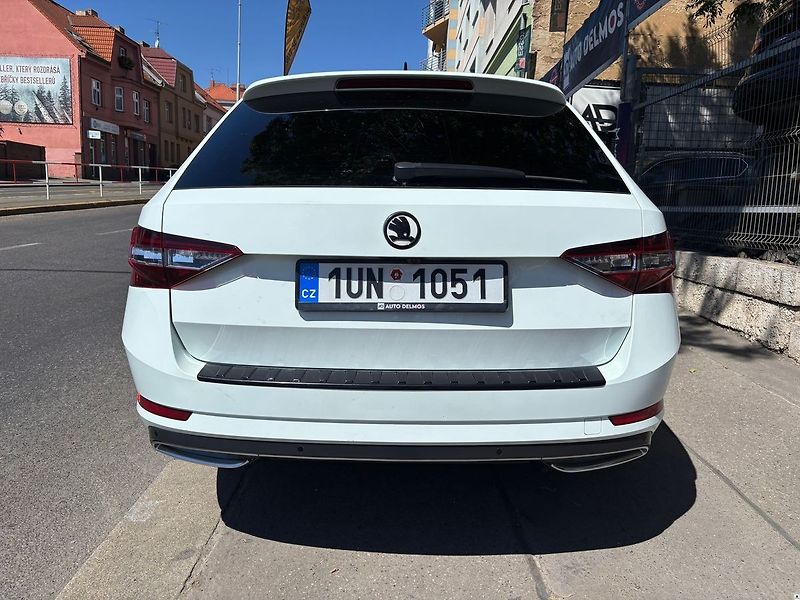 Škoda Superb 2.0TDI-AT/2018/SPORTLINE-ZÁRUK - fotka 52 z 55