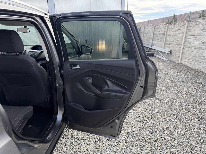 Ford Kuga 2.0TDCi 140PS 162TKM SERVIS!!! - fotka 120 z 162