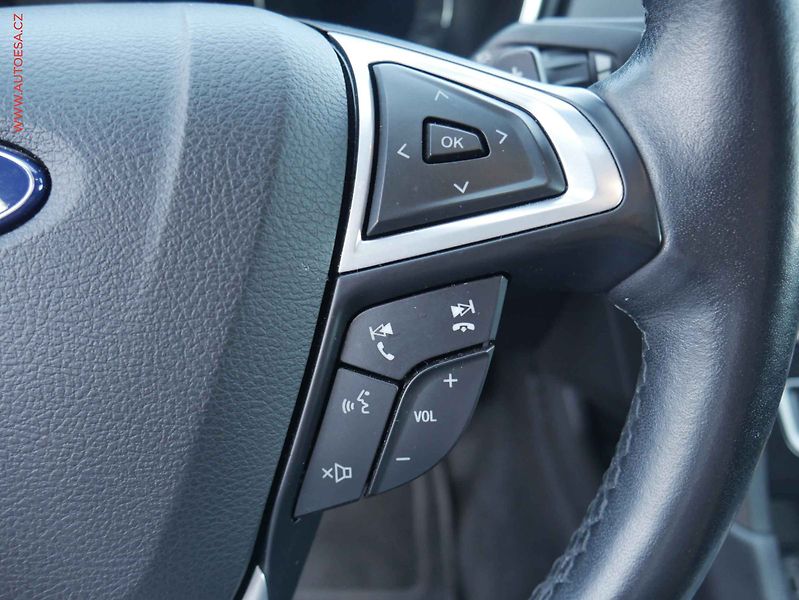 Ford Mondeo (2019) 2.0 TDCi AWD, Titanium, AT - fotka 19 z 22