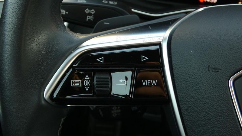 Audi A6 ALLROAD QUATTRO 3.0 55 TDI qua - fotka 12 z 27