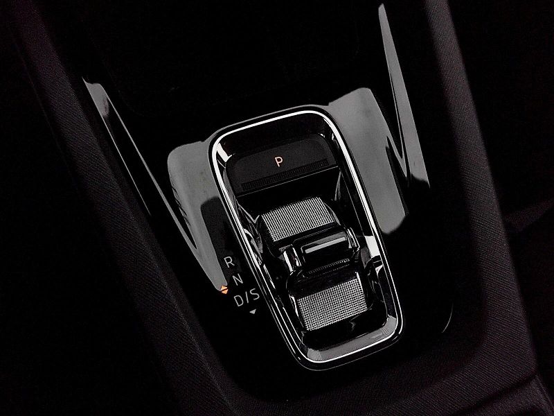 Škoda Octavia (2023) Combi  Ambition 1,5 Tsi 110 Kw - fotka 20 z 35