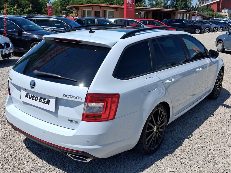 Škoda Octavia (2014) 2.0 TDi, RS - fotka 4 z 23