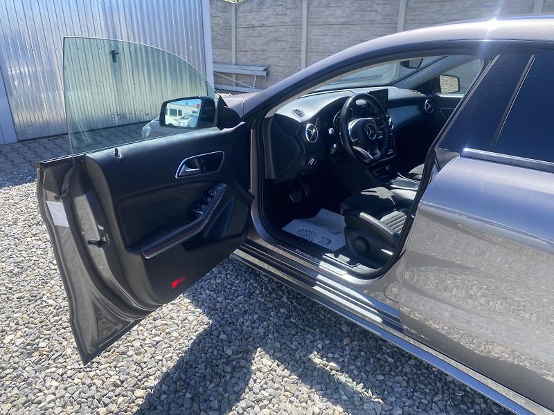 Mercedes-Benz CLA 220D 170PS AMG SERVIS MB - fotka 92 z 160